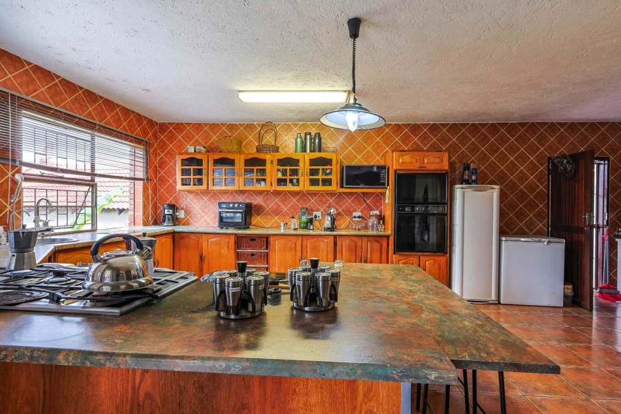 4 Bedroom Property for Sale in Hartbeespoort North West